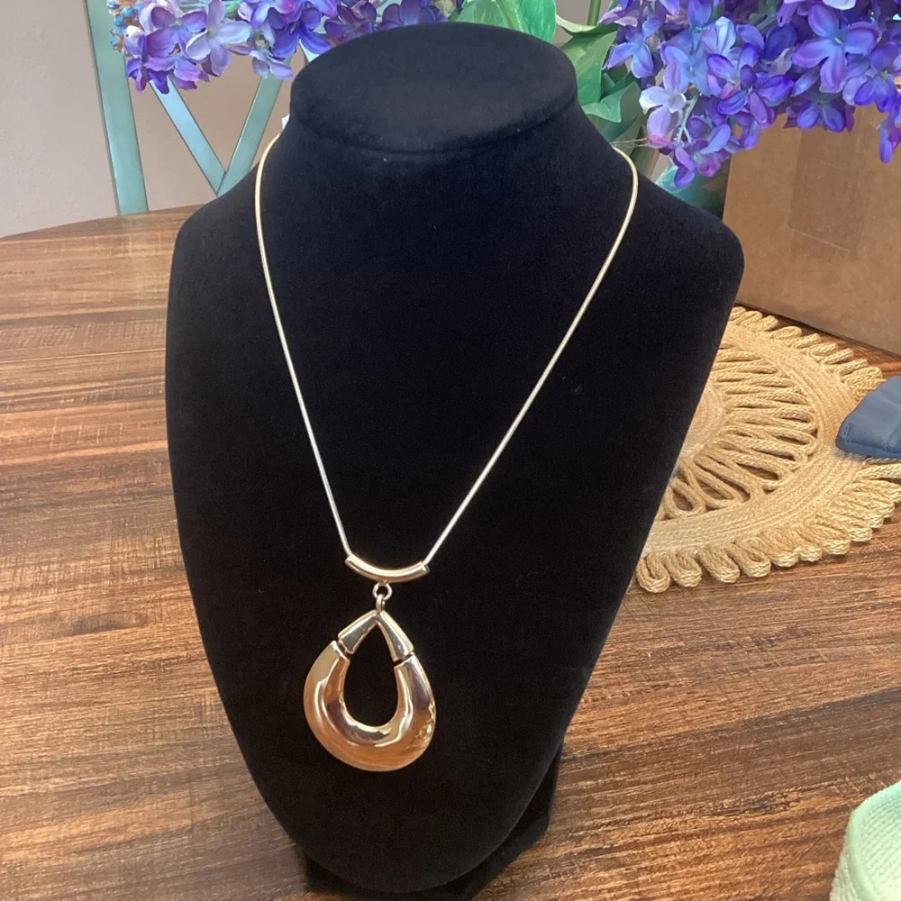 Gold Tone Abstract Teardrop Pendant Necklace on‎ a Snake Chain
